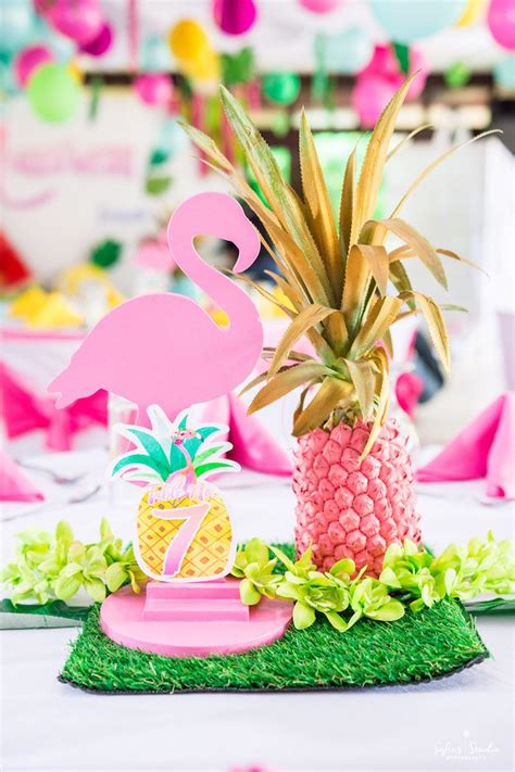 flamingo decorations for party